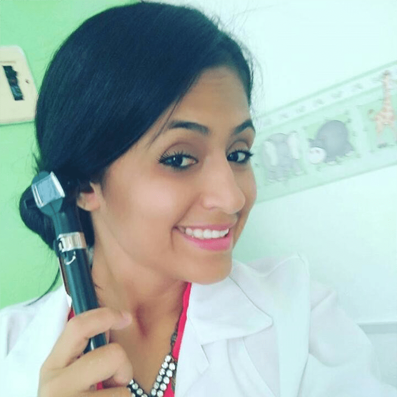 Foto de Dra. Monique Souza
