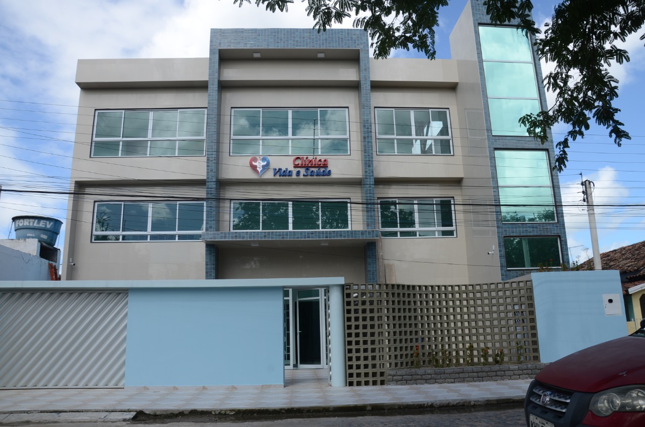 Fachada da Clínica Vida e Saúde em Carpina